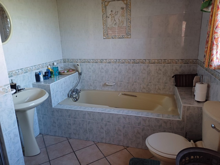 4 Bedroom Property for Sale in Prince Alfred Hamlet Western Cape